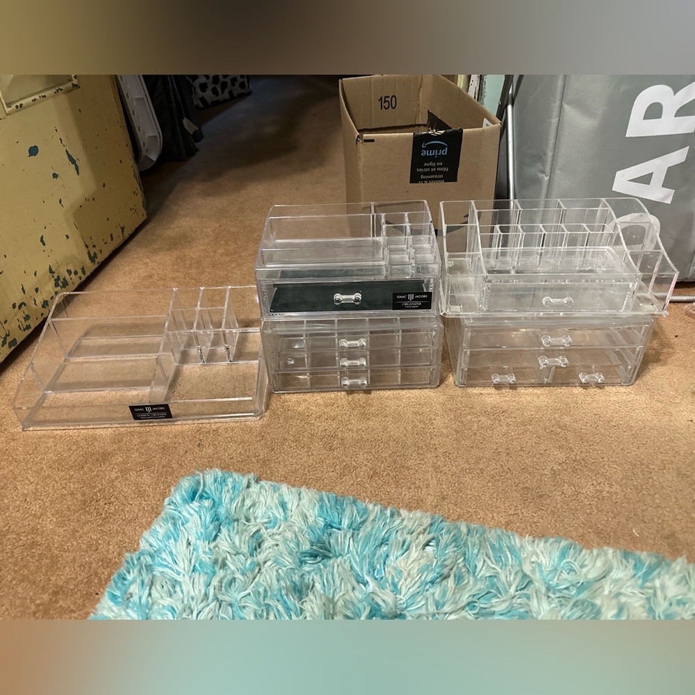 Clear storage containers used for make up
